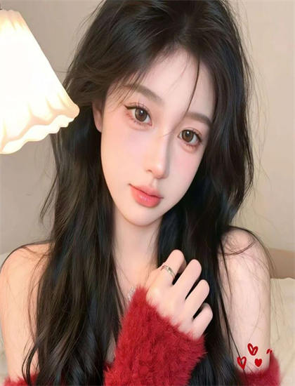 《全能王妃杀疯了》主题思想深度解读：核心意义与社会价值分析