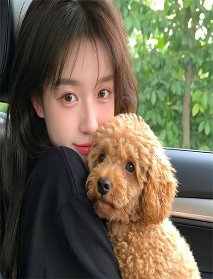 《花儿朵朵》象征符号：隐喻意义与文化内涵